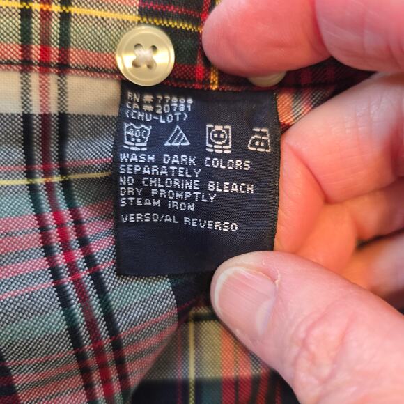 Vintage Tommy Hilfiger Shirt Men's M Red Plaid Button Up Preppy Academia Crest - Picture 8 of 11